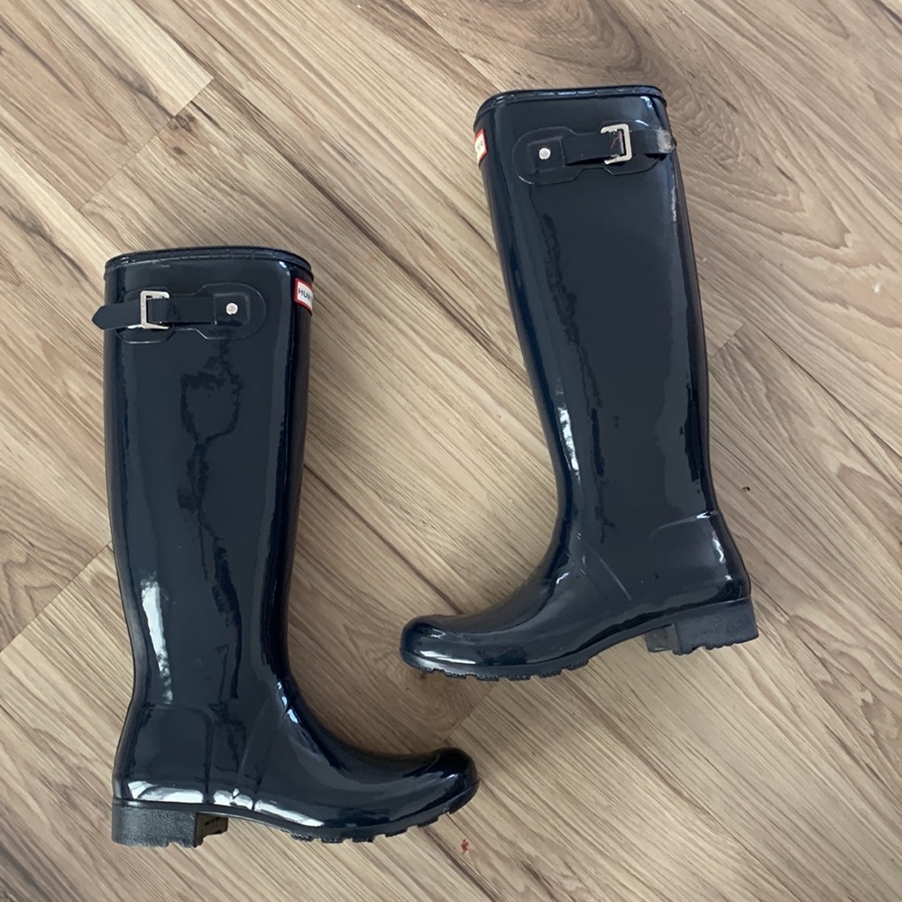 Hunter Original Tour Gloss rain boots in navy - Picture 3 of 8
